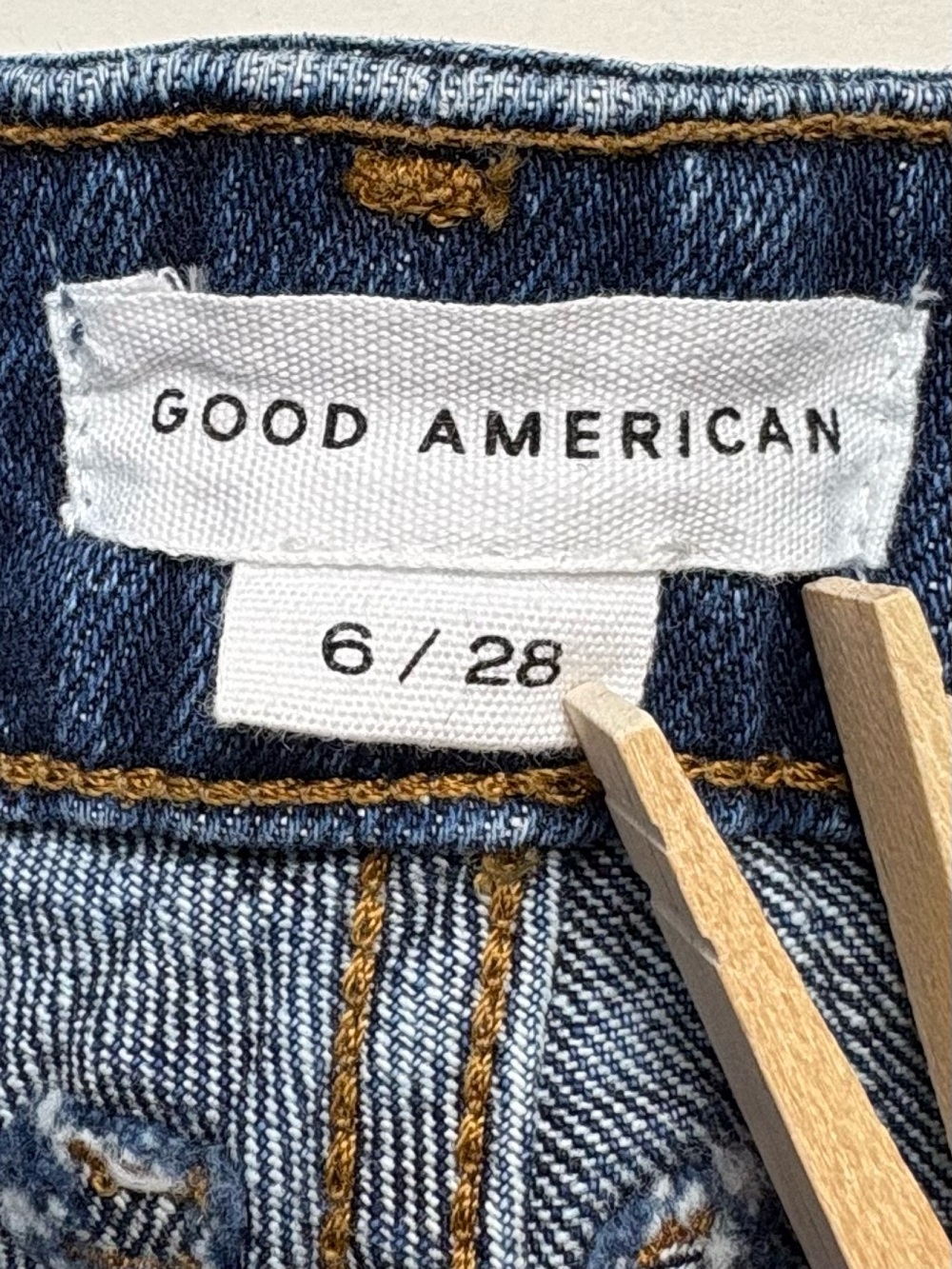 Good American The Cut-Off High Waisted Denim Jean Shorts Blue Size 6 / 28 - Picture 6 of 8